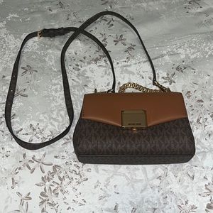 Micheal Kora crossbody